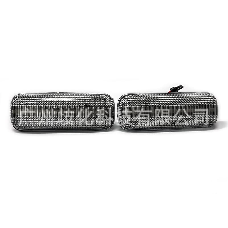Suitable for Mercedes-Benz M-Class W163 ML320 ML55 AMG car LED flowing water fender edge light