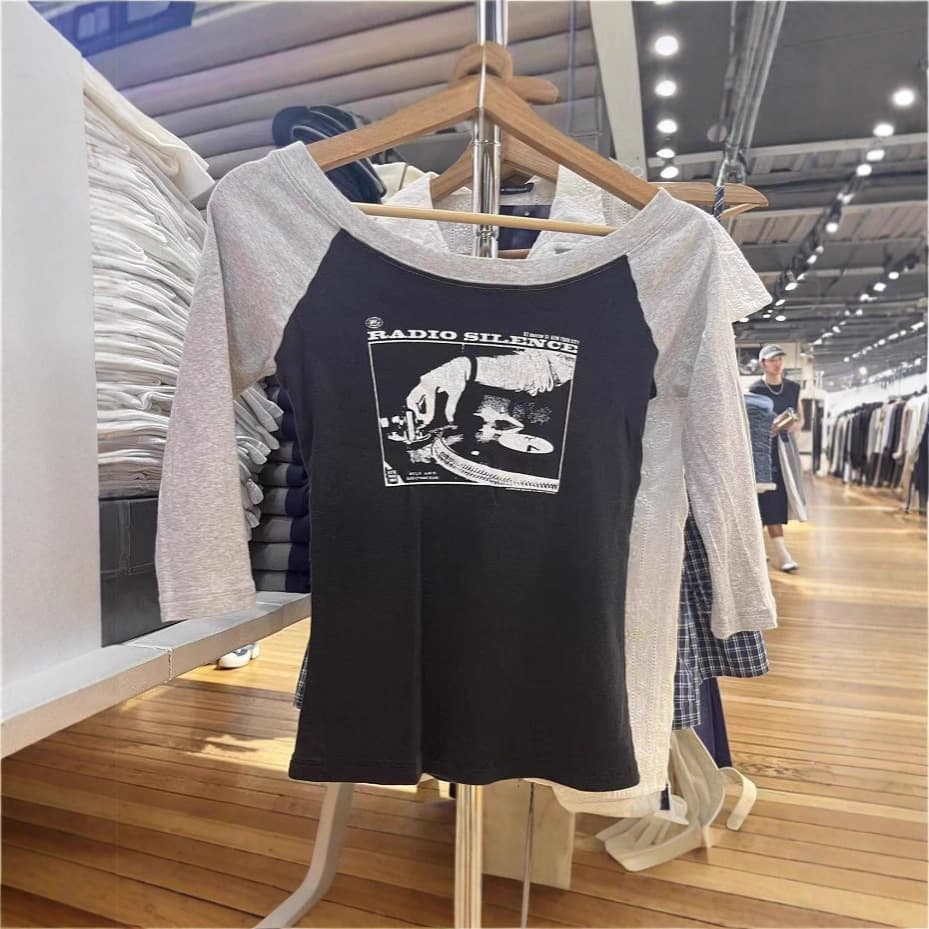BM Style Black and Gray Drop Shoulder Off-Shoulder Rock Band Print Short Sleeve T-Shirt Top for Women Summer