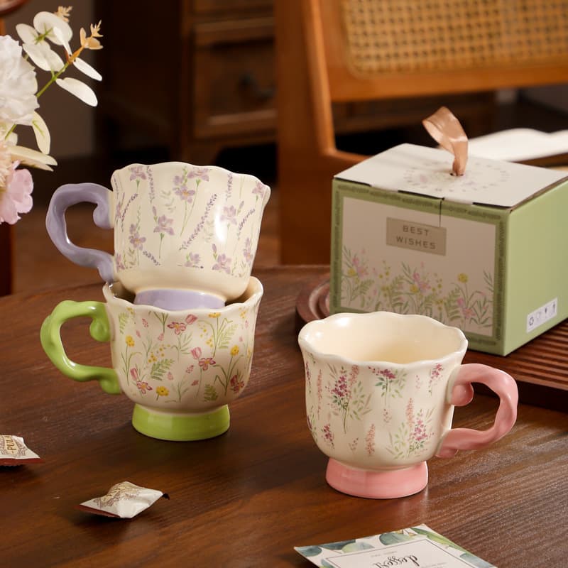 Vintage Floral Ceramic Mug, High-Appearance Home Drinking Cup, Pretty Coffee Cup for Couples and Girls, Gift Souvenir