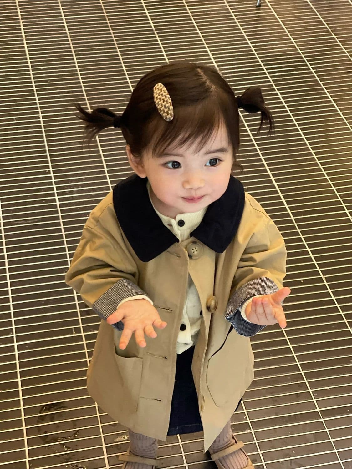 2025 Spring Clothing for Girls, New Trendy Internet-Famous Casual Trench Coat for Toddlers