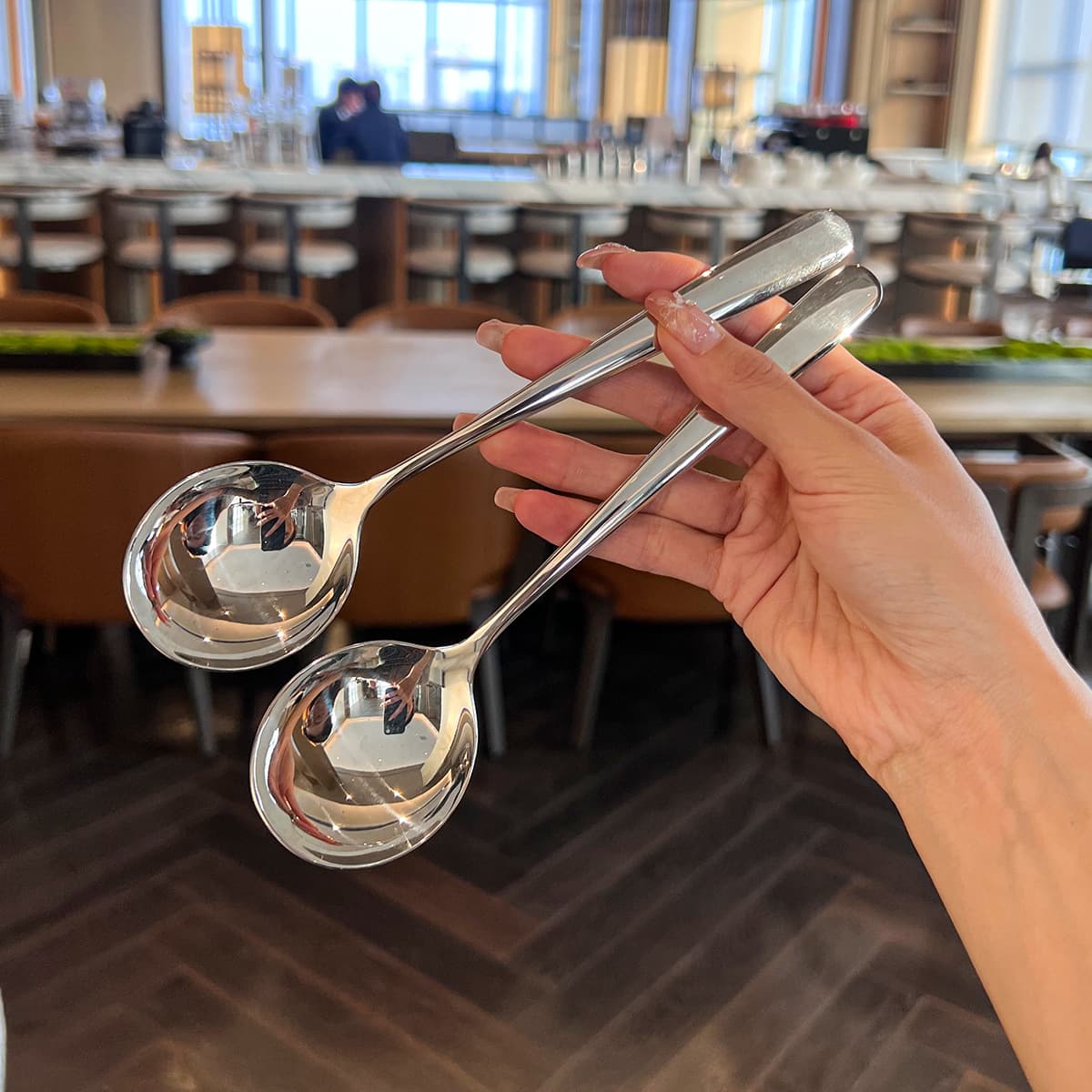 Thickened 316L Stainless Steel Spoon Elegant Western Long Handle Soup Spoon Stirring Spoon Home Internet Celebrity Style Round Spoon Wholesale