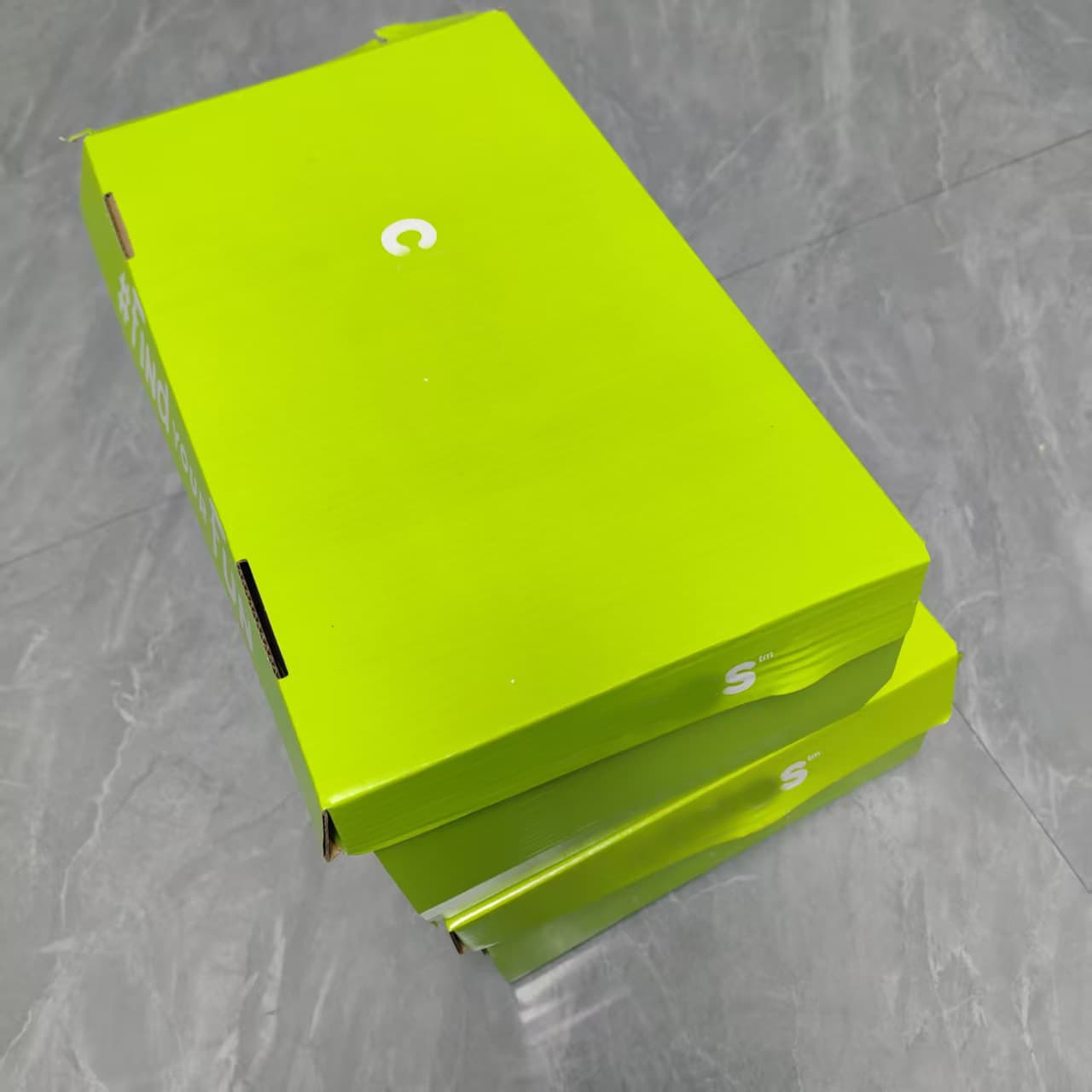 Extra Hard Material Croc-Style Sandals New Alligator Green Box Men Women Sandals Shoe Box Packaging
