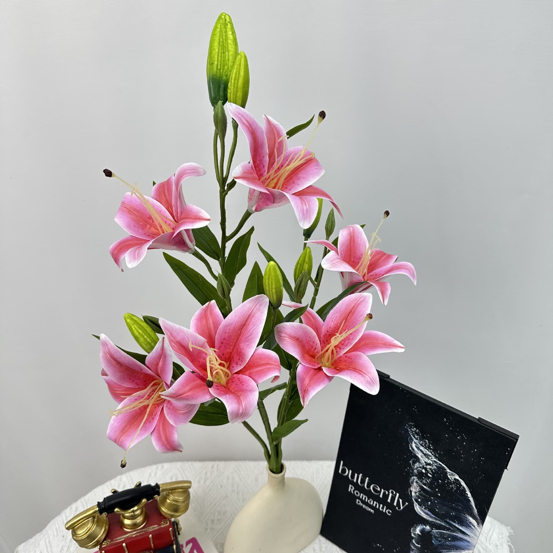Wedding Decoration Meibao 6-Head Lily Artificial Flowers for Aisle Decoration, Home Hotel Table Decoration Fake Flowers