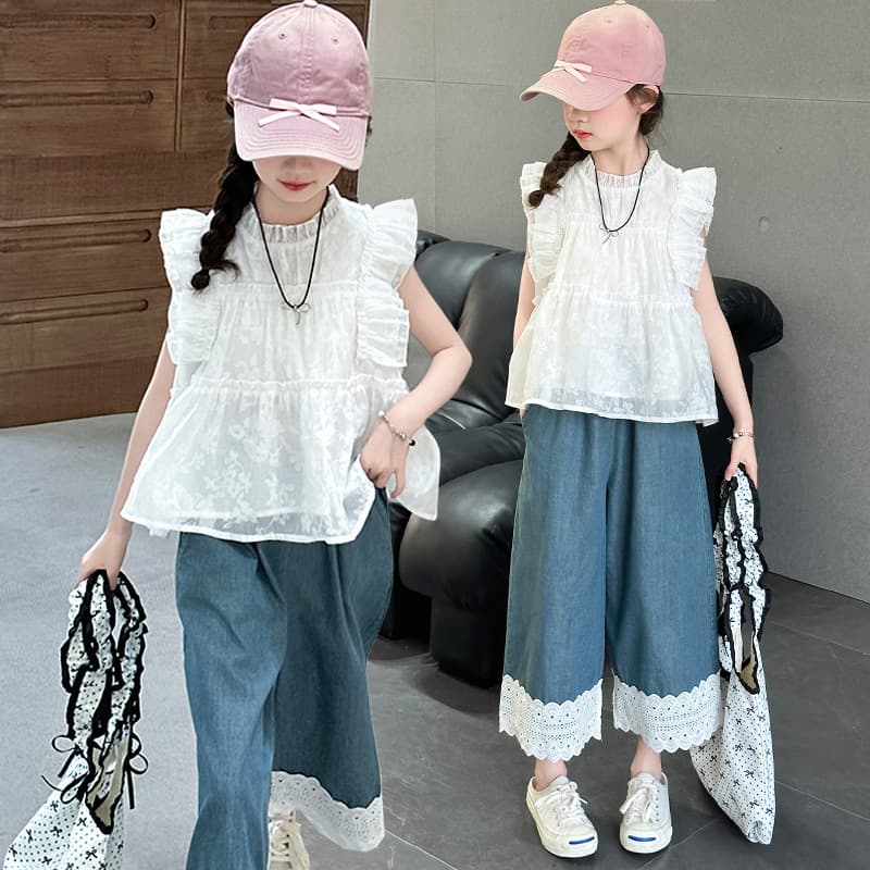 Girls summer clothes, children's half-sleeved temperament shirts, children's ruffled doll shirts, bottoming shirts, lace jeans suits