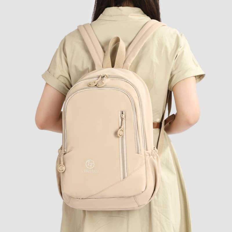 2026 New Backpack Lightweight Niche Design Outdoor Leisure Travel Backpack Large Capacity Commuting Bag School Bag