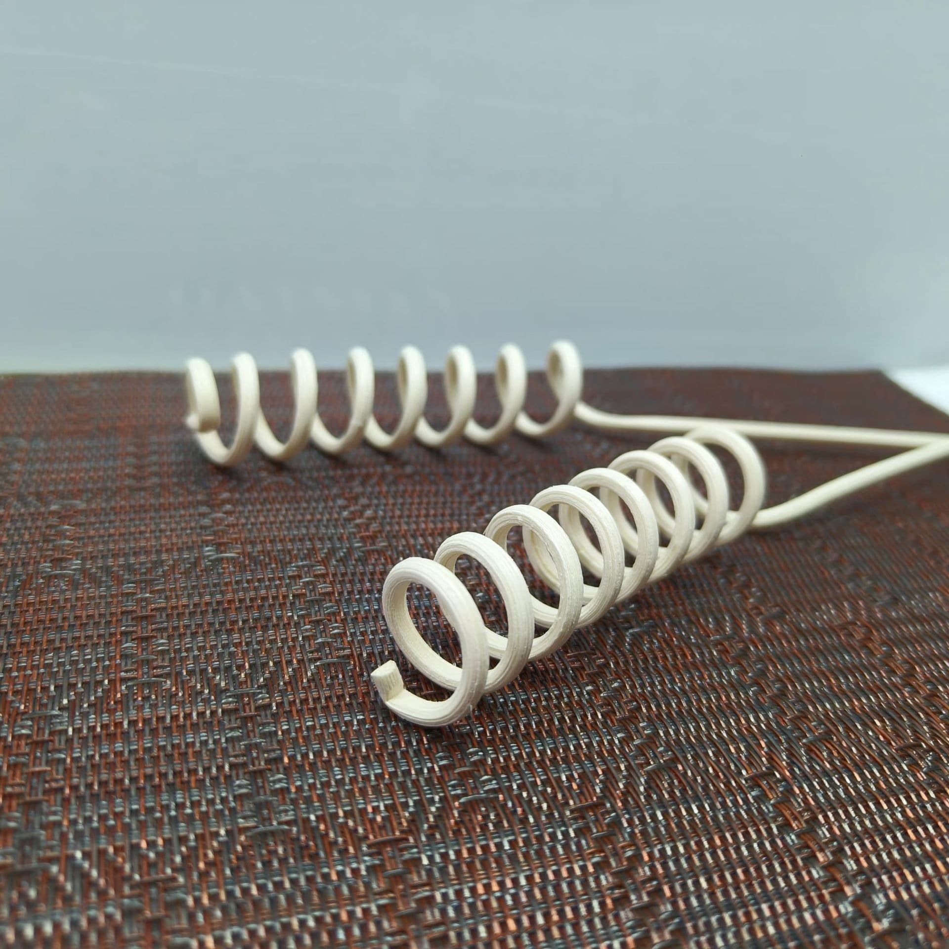 Flameless Fragrance Sticks, Indonesian Rattan Volatilizing Sticks, Diffuser Sticks, Decorative Coiled Rattan for Long-Lasting Scent and Fresh Air
