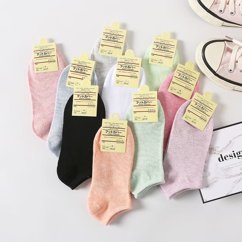 Drop shipping solid color cotton short socks, women's no-show socks, shallow opening plus size gift women's socks, Zhuji sock industry wholesale.
