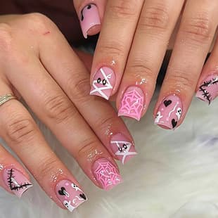 Cross-border Halloween Nail Tips: Nude Crushed Glitter, Heart, Spider Web, Five-Point Star Nail Patches, Bloodstain Nail Art, Wearable Nail Tips