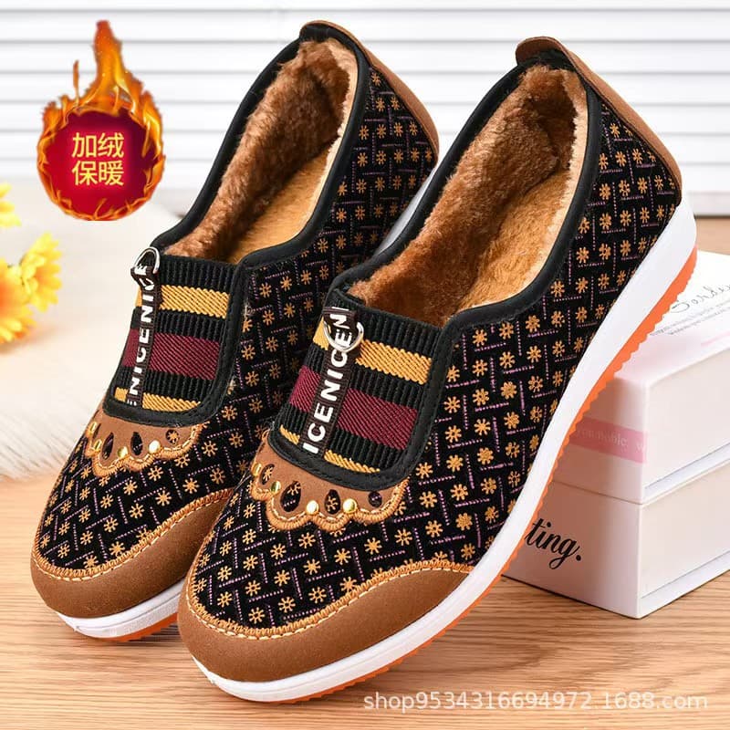 Old Beijing cloth shoes for women and elderly women's cotton shoes winter low-top middle-aged and elderly mothers' shoes thickened and warm women's second cotton wholesale zero