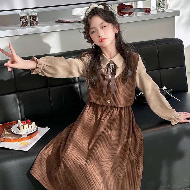 Girls Dress Spring 2025 New Girls Long Sleeve Corduroy Dress Spring Autumn Middle Big Child Princess Dress Fashionable