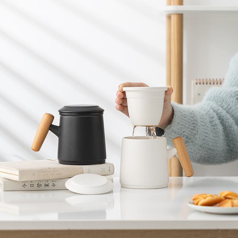 Modern Minimalist Ceramic Cup Set Couple Water Cups Men's Tea Water Separation Cup Creative Gift for Men And Women Friends
