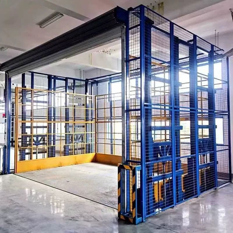 Industrial cargo elevator, factory warehouse transport cargo lifting platform, hydraulic hoist, hydraulic fixed rail-guided cargo elevator.