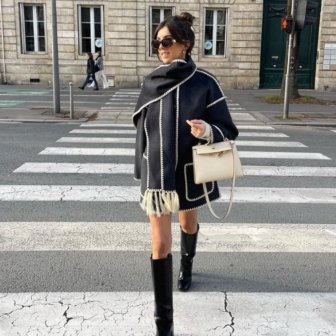 Amazon European and American women's clothing 2023 autumn and winter new fashion woolen coat thickened loose with scarf tassel Women's