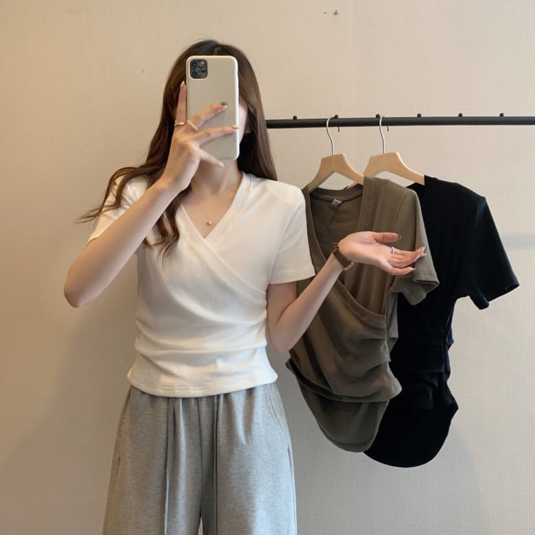 2025 New Summer Design Slim Fit Short Student Slim Top Trendy Cross V-Neck Short-Sleeved T-Shirt for Women