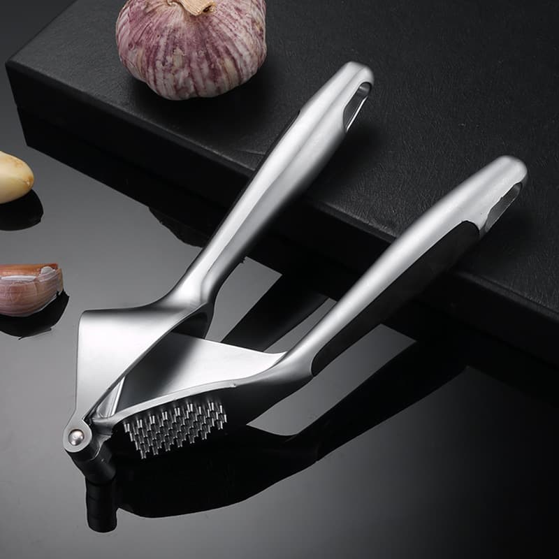 Manual Zinc Alloy Garlic Press Creative Kitchen Tool for Grinding Garlic and Peeling Garlic Modern Simple Style Non-Electric