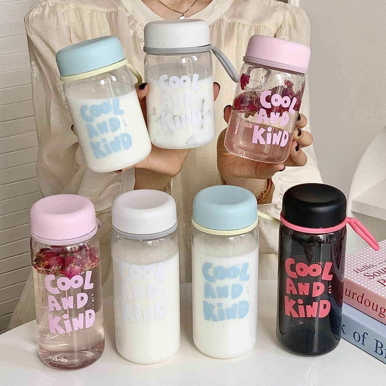 Trendy Viral High-Appeal Plastic Water Bottle Cute Portable Drinking Cup Niche Design with Carry Strap