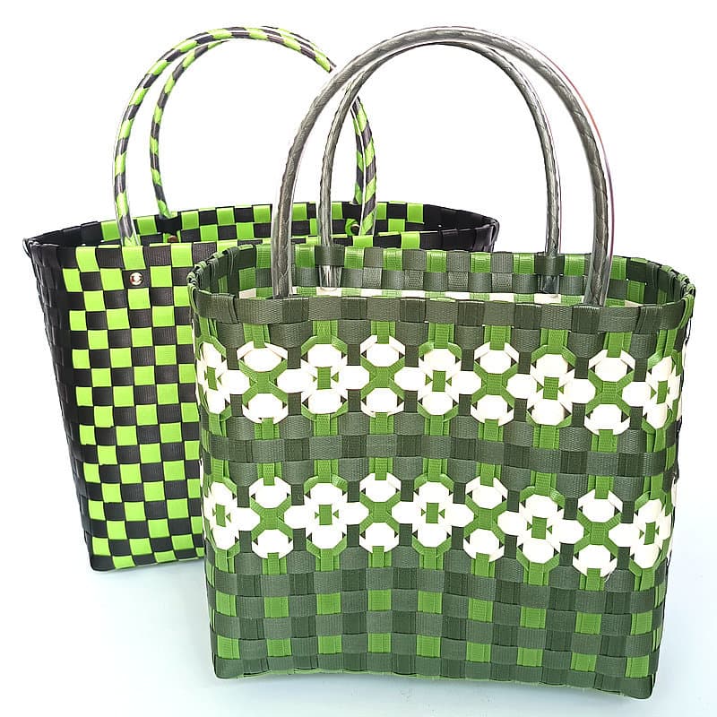 2026 peripheral woven handbags, versatile woven handbags for shopping, holiday plastic woven beach bags, handmade bags for women