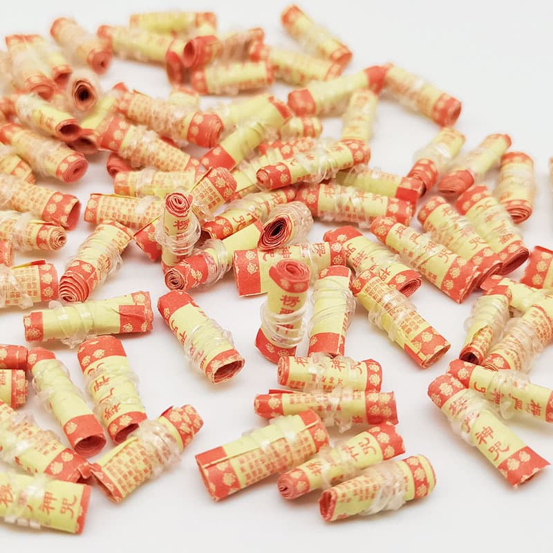 Popular mini printed Shurangama Mantra and Heart Sutra scrolls for miniature gourd pendants and Gau boxes.