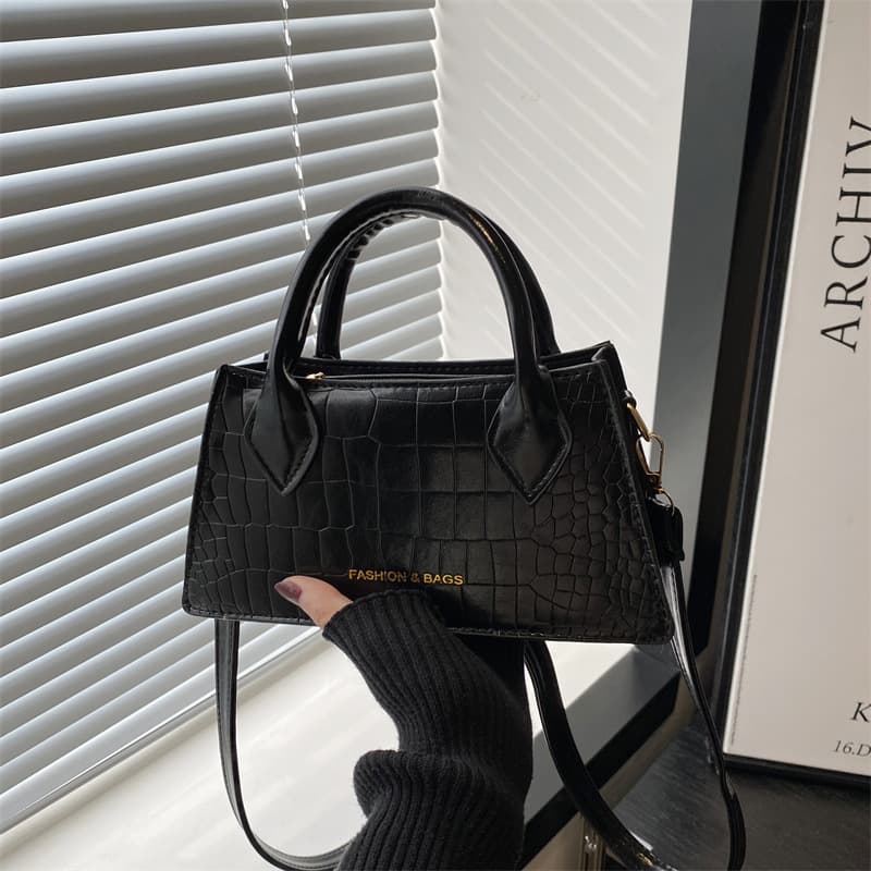 Textured Minimalist Fashionable Handbag 2024 Autumn/Winter New Style Shoulder Crossbody Bag Small Square Bag Trendy Women's Bag