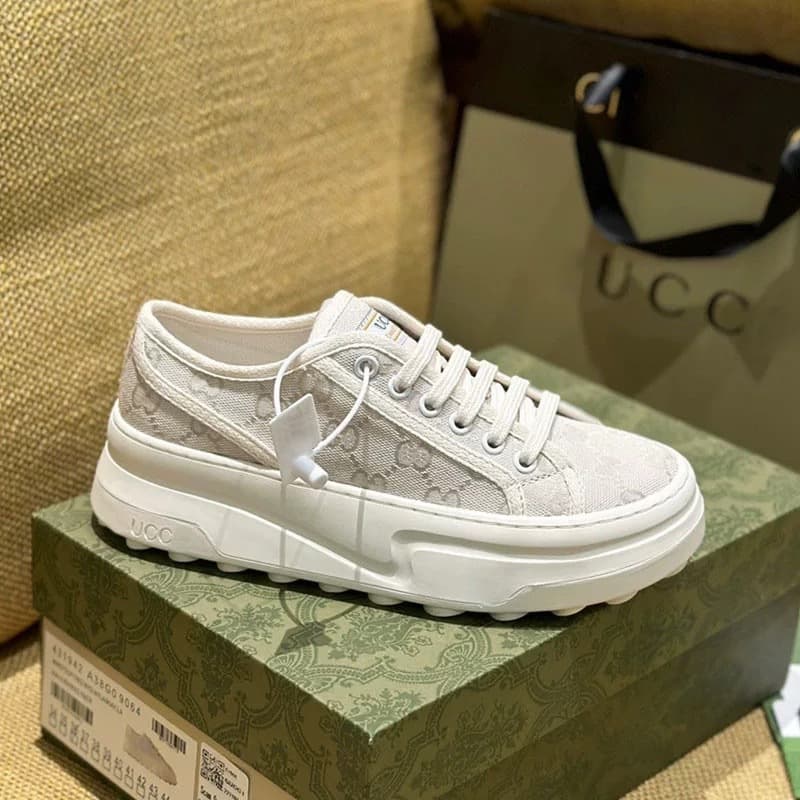 G1977 presbyopic canvas shoes for women 2023 spring thin retro embroidered couple versatile flat casual sports sneakers