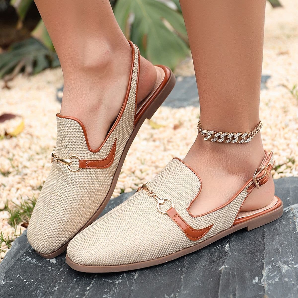 Retro Horsebit Square Toe Mule Shoes for Women Woven Texture Back Hollow Half Drag 2026 Summer Comfortable and Versatile Shoes