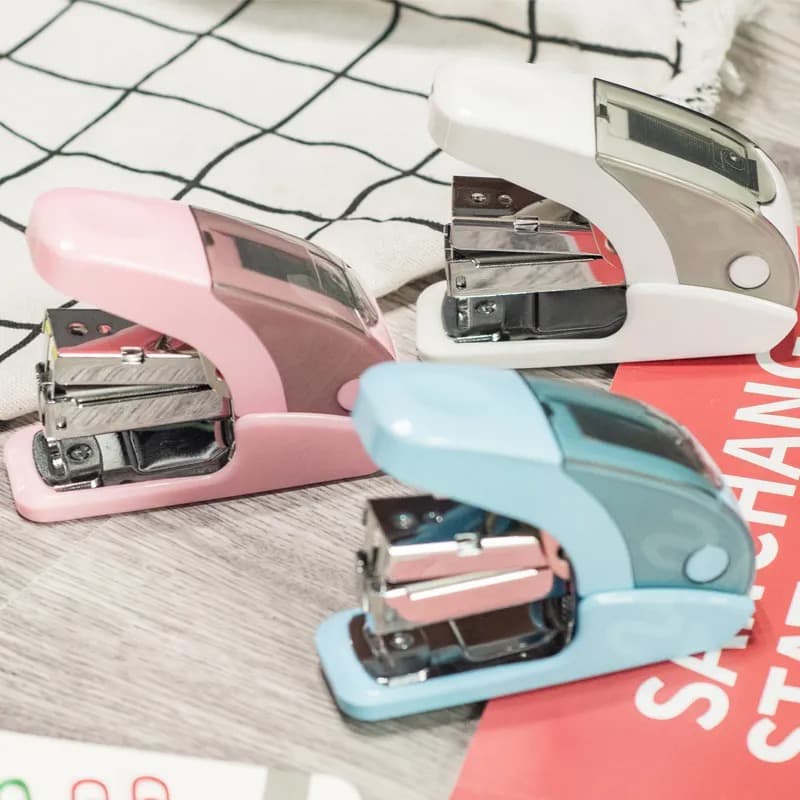Sanchang 9012 labor-saving stapler, mini stapler for students