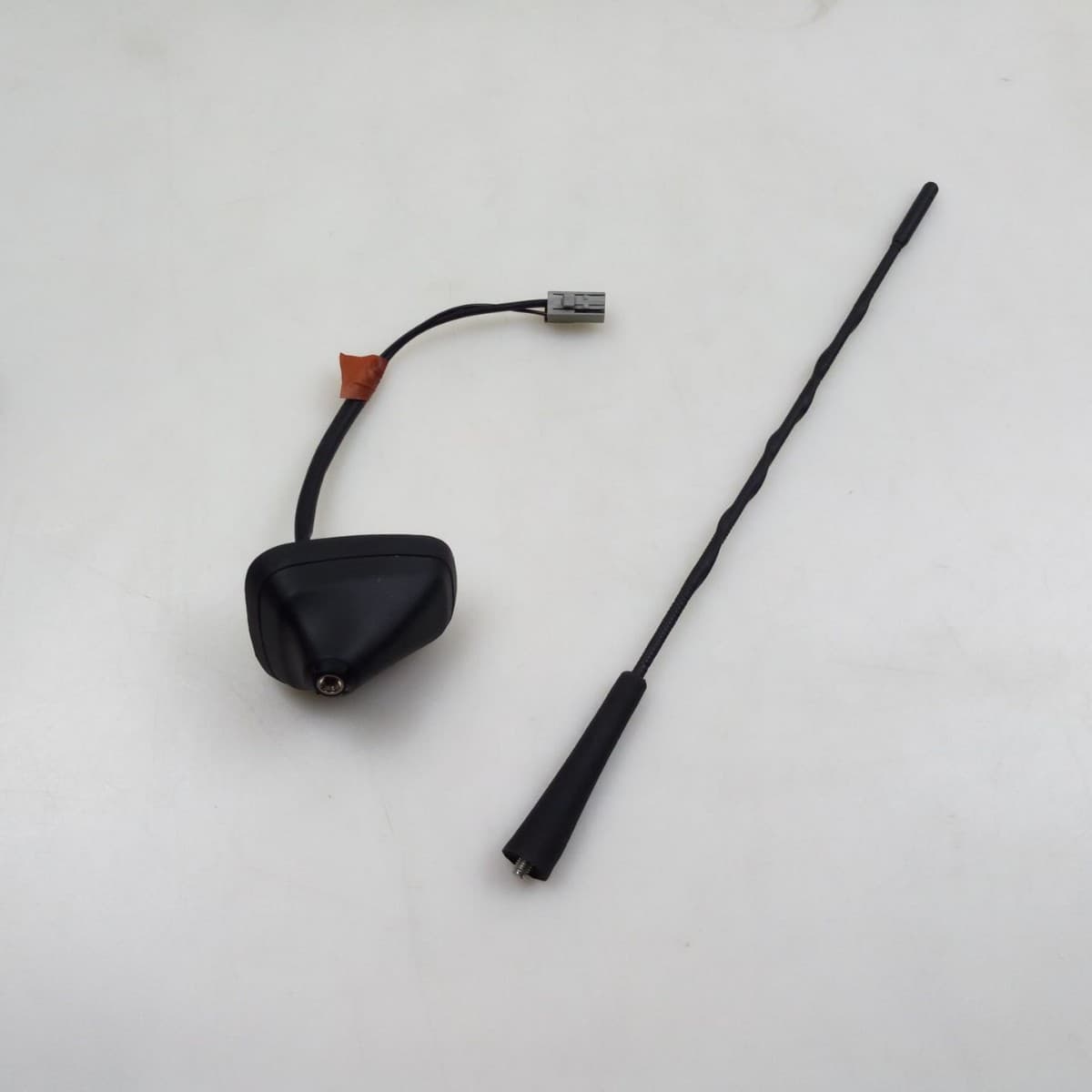 282B3-4BA0A 282B3-5RF0B Antenna Base for Nissan 2014 Kicks / X-Trail / Qashqai