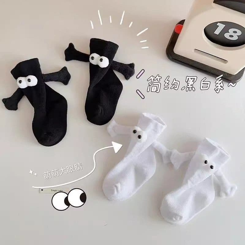 Hand-in-Hand Socks Baby Kids Candy Cute 3D Plush Doll Funny Magnetic Cotton Trendy Mid-Calf Big Eye Socks