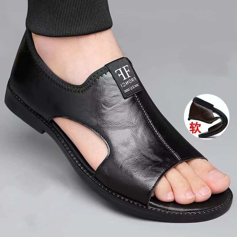 Men's Sandals 2026 Beach Shoes Hollow Breathable Anti-Slip Casual Extra Large Size Leather Sandals Breathable Anti-Slip