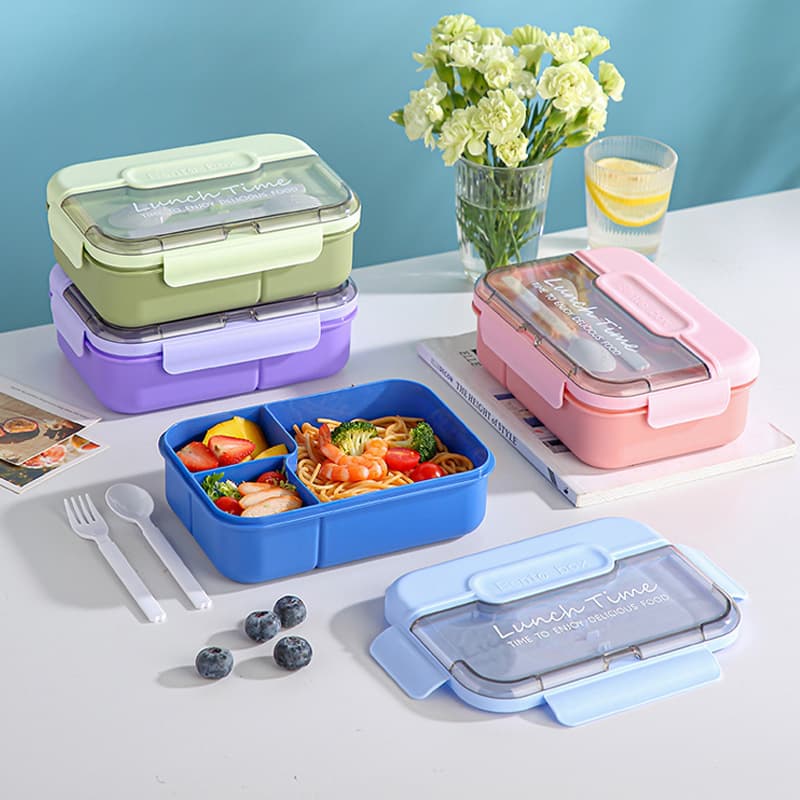 Japanese-Style Plastic Student Lunch Box, Compartment Bento Box with Lid and Cutlery for Office Workers, Microwave-Safe Insulated Food Container