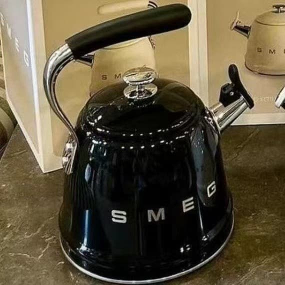 SMEG Retro Whistling Kettle Stainless Steel Kettle for Induction Cooktop and Open Flame 2.3L Water Boiling Kettle
