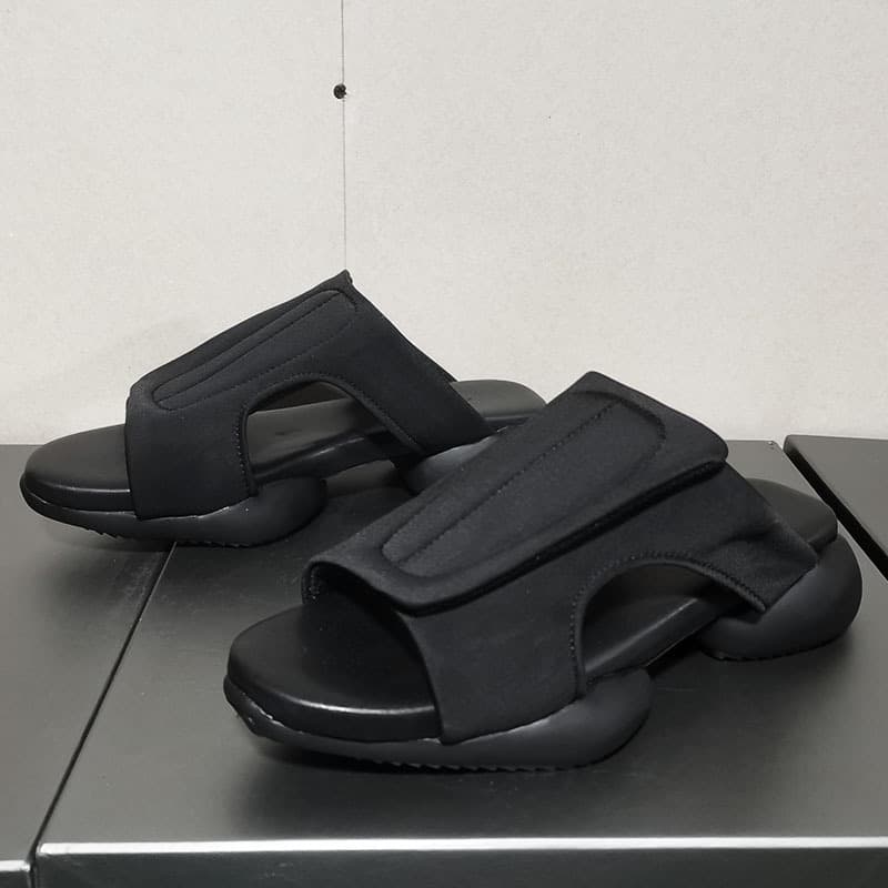 2025 New Men's Breathable Outdoor Slide Sandals Casual Velcro Thick Sole Couple Style In Stock Summer