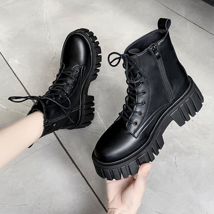 Thick Sole Lace-up Martin Boots Women 2022 Autumn Winter New Korean Style Leather Women's Boots Comfortable Soft Sole Women's Mid-calf Boots