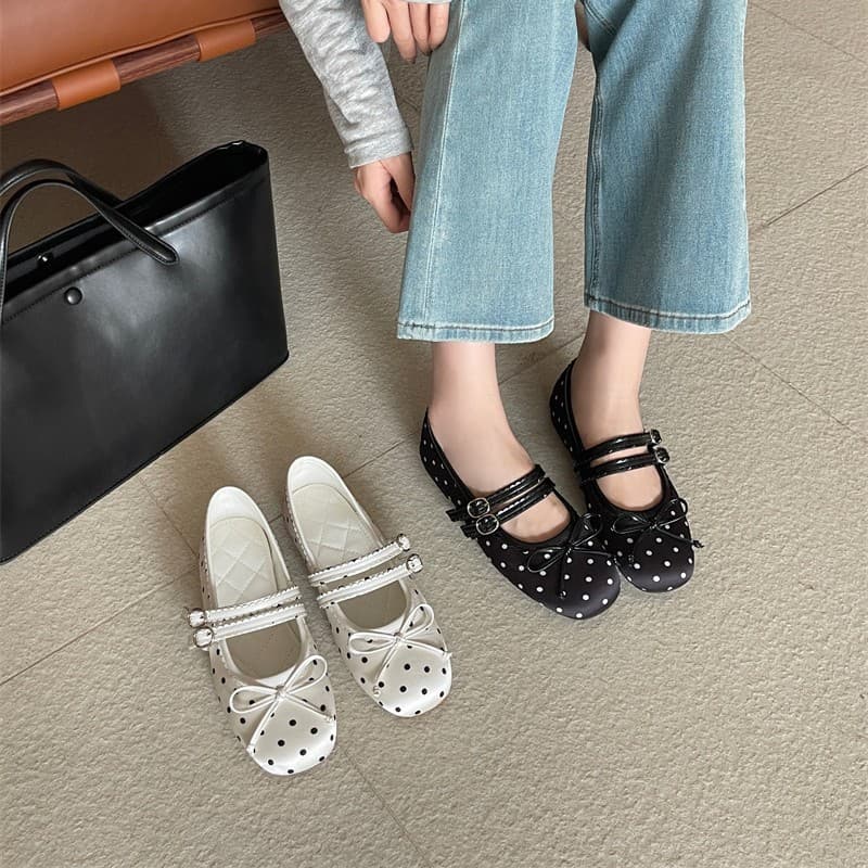 2026 Spring New Flat Shoes for Women Polka Dot Bow Korean Retro Versatile Soft Sole Round Toe Shallow Mouth Shoes