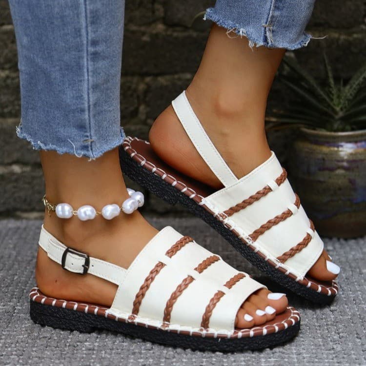 Large Size Woven Sandals for Export 2025 Summer New Flat Color-Block Women's Beach Sandals with Buckle Size 43