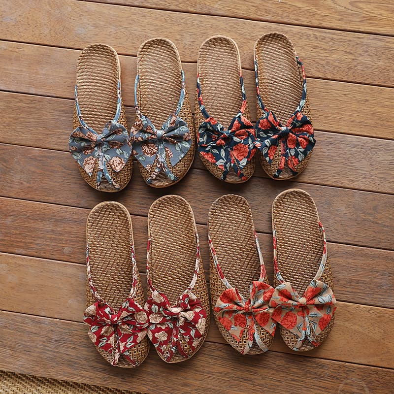 New Summer Linen Woven Bamboo Slippers Women Korean Style Butterfly Knot Toe Covered Rattan Grass Slippers Home Cool Slippers