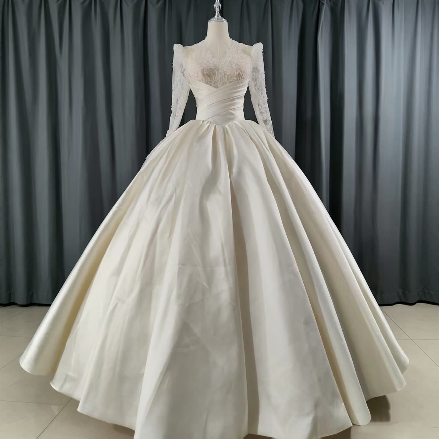 Long-Sleeve Satin Wedding Dress Bride 2026 New French Heavy-Detail V-Neck Luxury Niche High-End Texture Train Gown