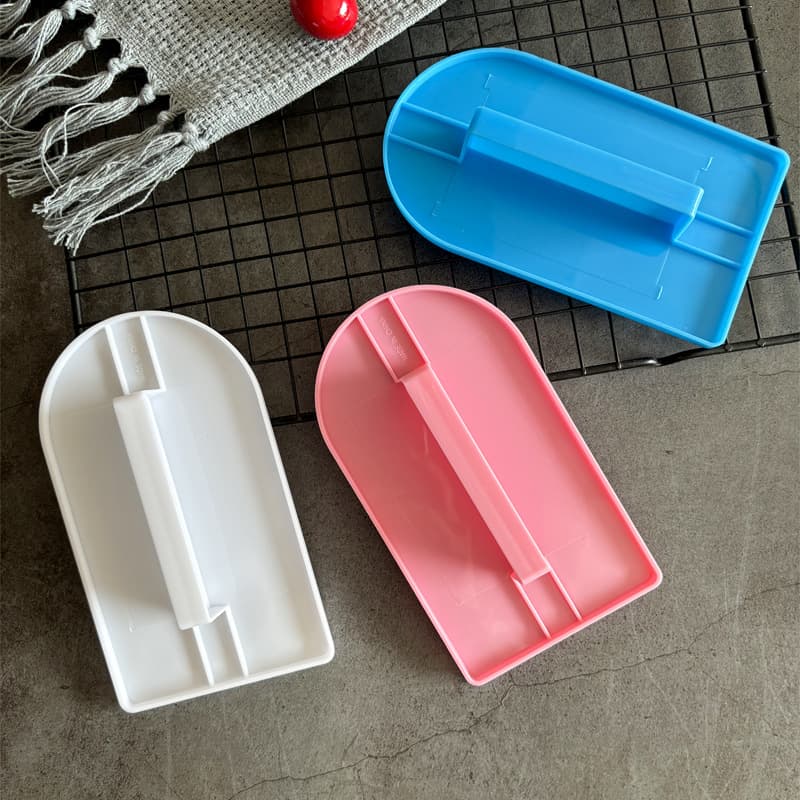Fondant Cream Smoother with Handle Baking Tool Cake Embryo Smoothing Scraper Cake Cream Smoother