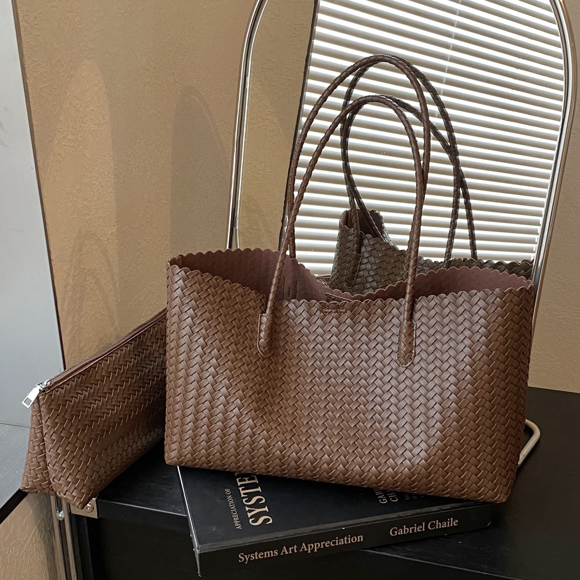 2026 Summer New Woven Bag High Appearance Simple Shoulder Bag Tote Bag Underarm Bag Simple Fashion Women's Bag