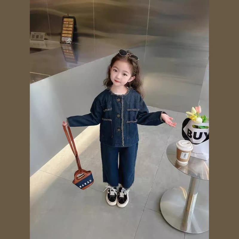 Girls' autumn clothing set, new children's spring and autumn style retro denim jacket, wide-leg pants, baby girl's fashionable two-piece set