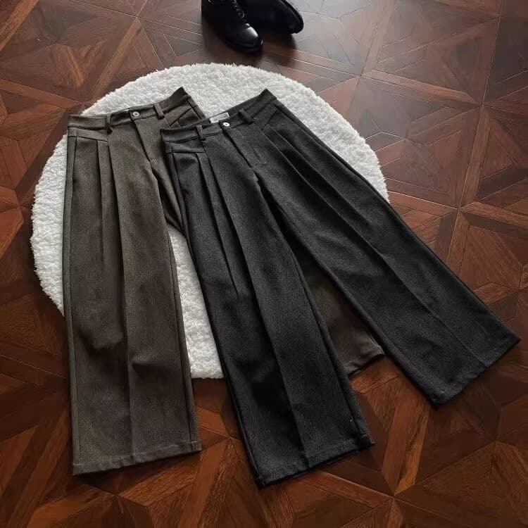 Italian elegant old money style straight pleated wide-leg trousers for men in spring and autumn A-line version loose retro casual pants