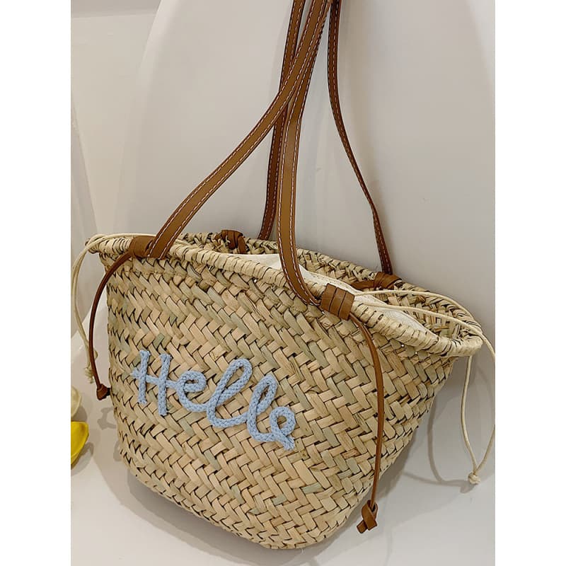 Summer 2026 New Straw Woven Women's Bag Large Capacity Tote Handbag Beach Vacation Bag
