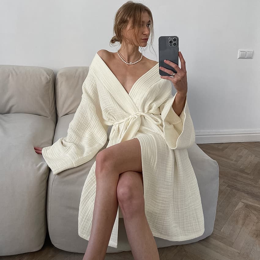 New European and American Style Pure Cotton Bathrobe, Breathable, Soft, and Comfortable, Crepe Silk Women's Loungewear for Autumn