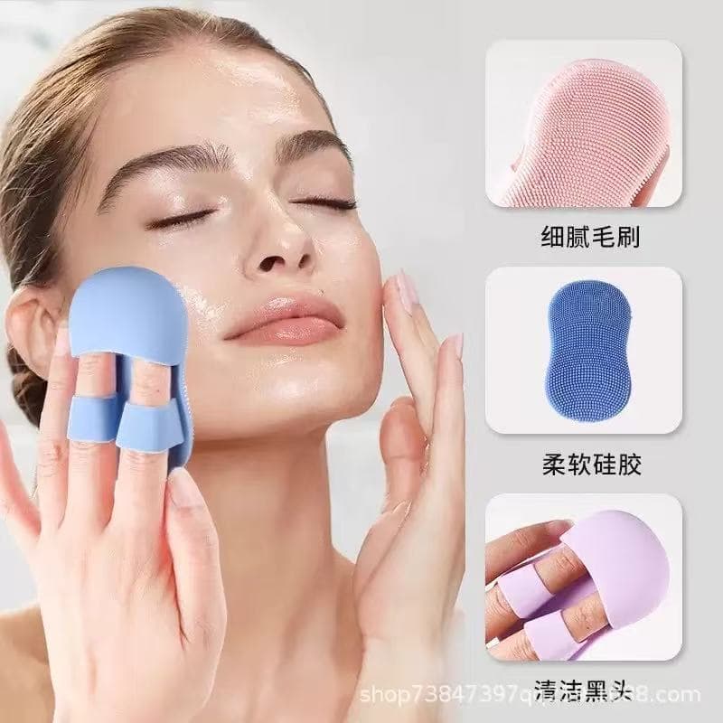 [TikTok Hot Item] Mini Soft Bristle Silicone Facial Brush for Massaging Nose Tips and Nose Wings, Cleansing Makeup Remover