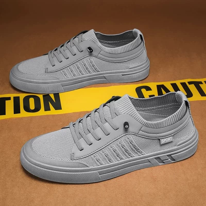 Men's Casual Sneakers Breathable Mesh Thin Slip-on Flyknit Sock Sneakers Summer Shoes Cross-border