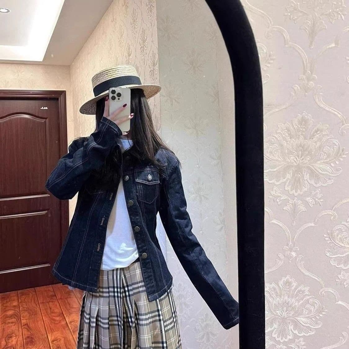 Vintage Loose Denim Jacket for Women, Spring/Autumn Casual Jacket, New Washed American Style Short Versatile Denim Coat