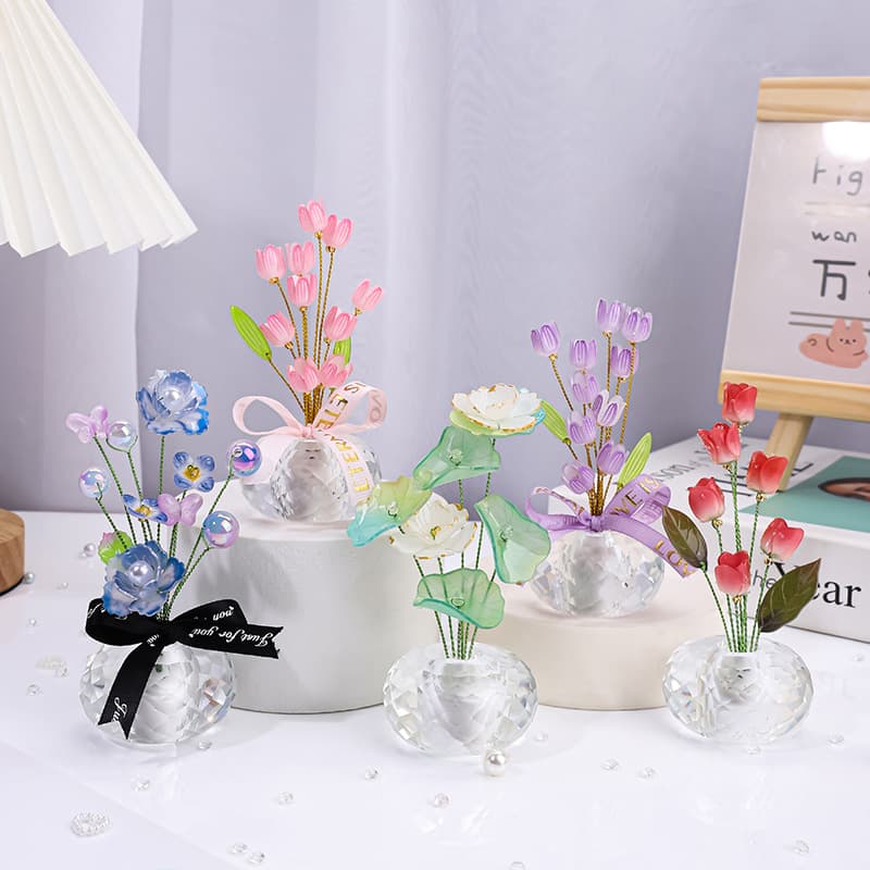Crystal flower ornaments, exquisite car decorations, home decor, center console decorations, white crystal crafts gifts