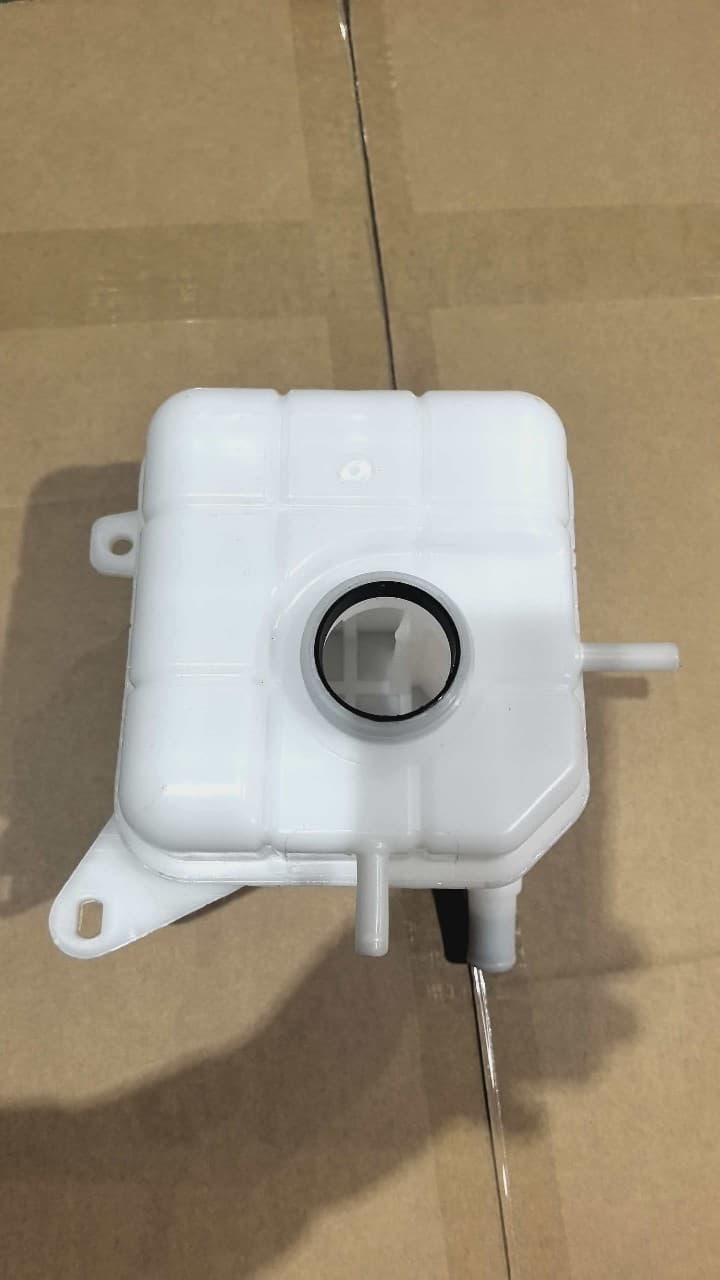 For Tivoli Expansion Tank Coolant Reservoir Tank 2161035000