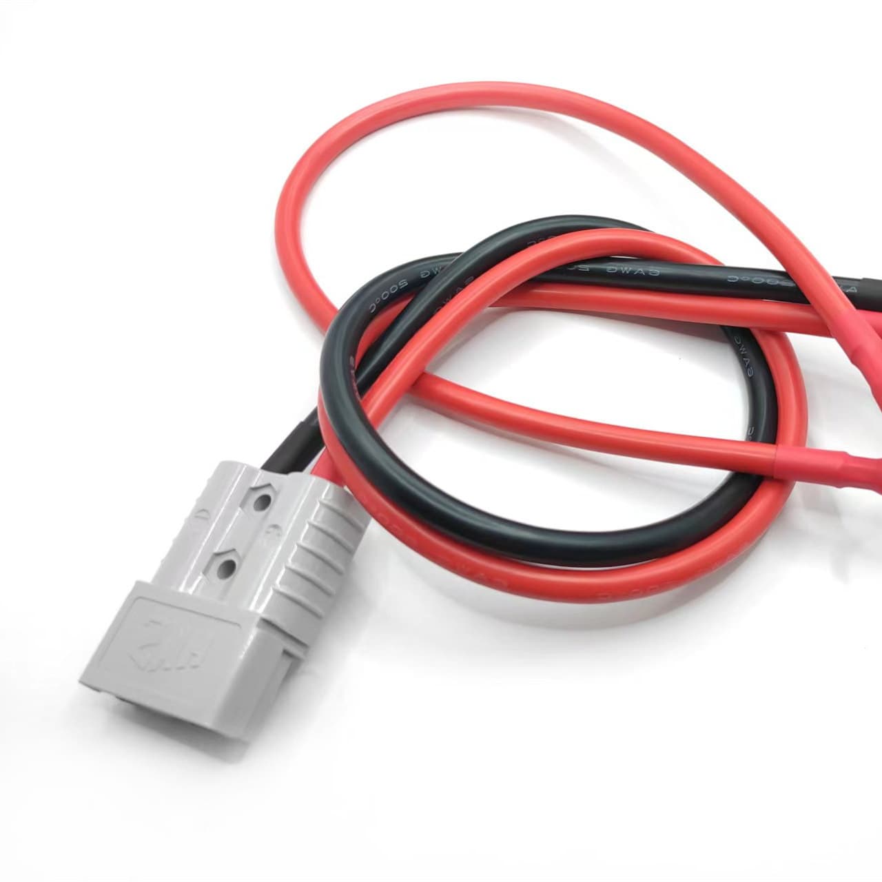 Anderson connectors with wire plugs, energy storage battery charging cables, high-current, high-power connectors.