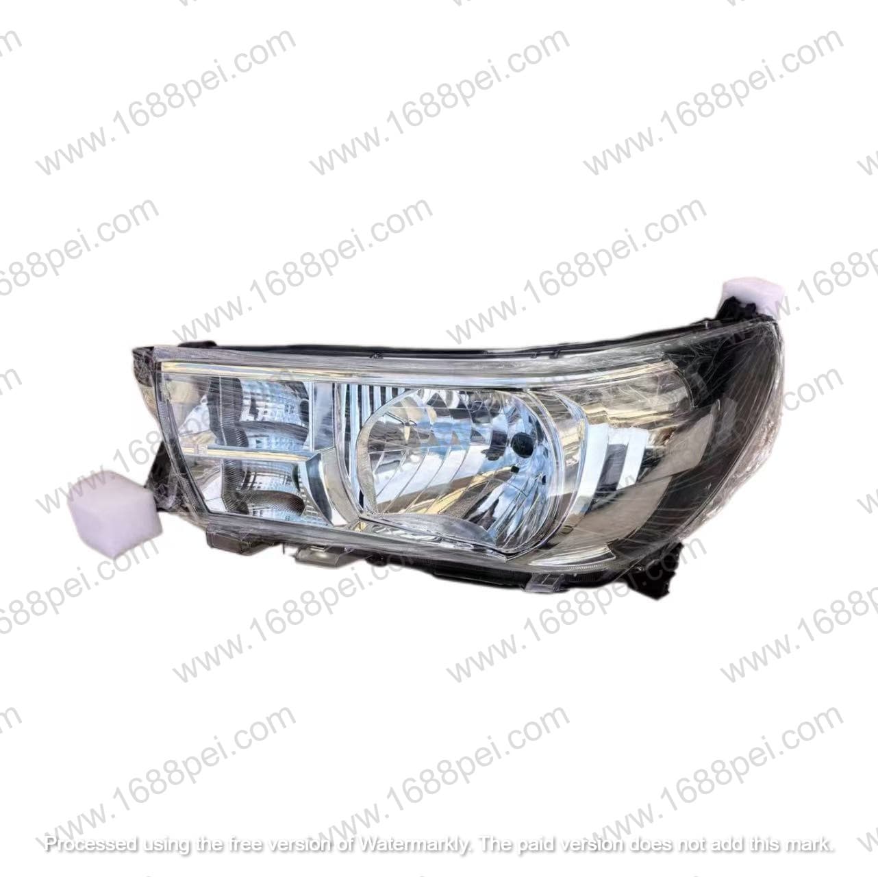 Factory Direct High Quality Headlight Low Version Compatible with HILUX 2016 REVO
